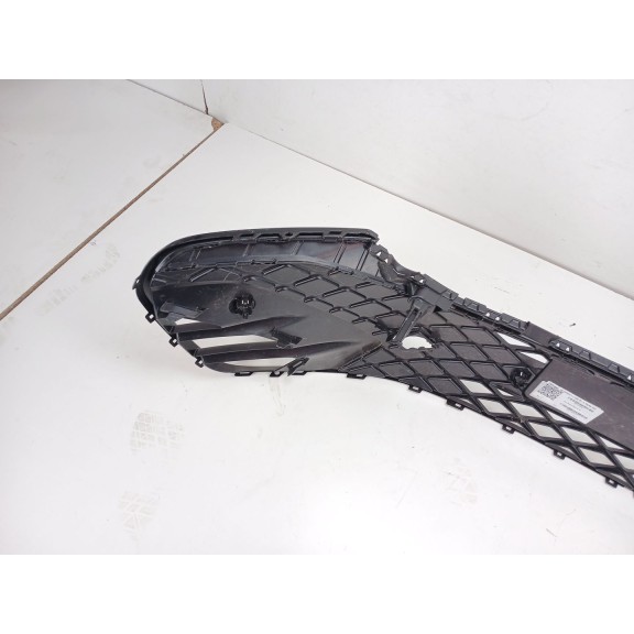 Recambio de rejilla paragolpes central para volkswagen tiguan (ad1, ax1) 1.5 tsi referencia OEM IAM 571853677B  