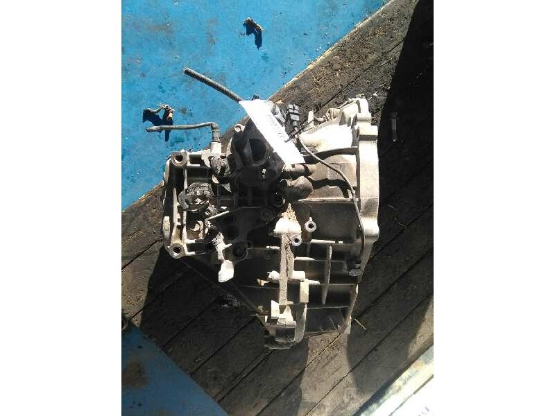 Recambio de caja cambios para hyundai i30 referencia OEM IAM WCJ6E 6V 