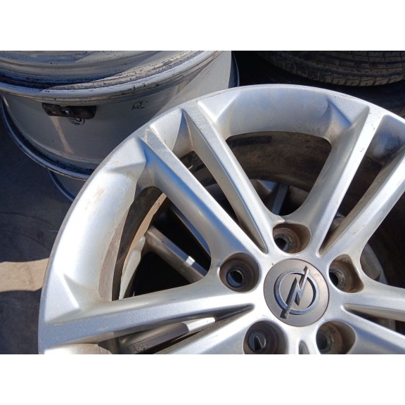 Recambio de llanta para opel insignia berlina edition referencia OEM IAM 8JX18 H2 IS42 X1 03UYD