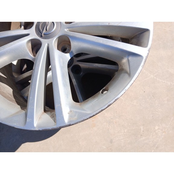 Recambio de llanta para opel insignia berlina edition referencia OEM IAM 8JX18 H2 IS42 X1 03UYD