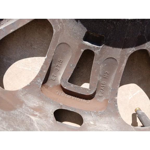 Recambio de llanta para ford ecosport trend referencia OEM IAM 6JX16H2 ET37.5 X1 CN151007E1C