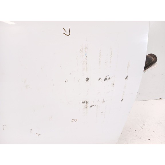 Recambio de puerta trasera derecha para toyota auris 2.0 d-4d cat referencia OEM IAM   