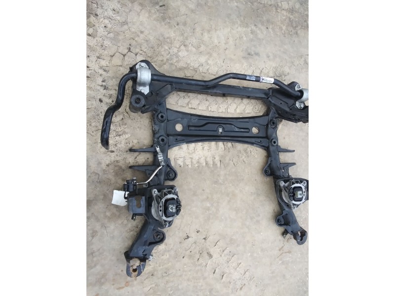 Recambio de puente delantero para bmw x3 (f25) sdrive 18 d referencia OEM IAM 31116787915  