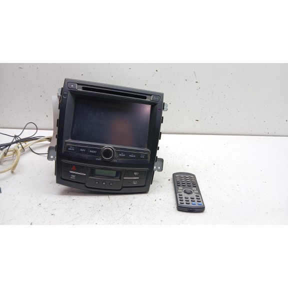 Recambio de sistema audio / radio cd para ssangyong korando limited 4x2 referencia OEM IAM  NAVEGADOR 