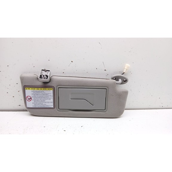 Recambio de parasol derecho para ssangyong korando limited 4x2 referencia OEM IAM   