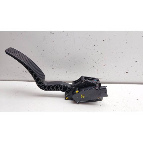 Recambio de potenciometro pedal para ssangyong korando limited 4x2 referencia OEM IAM 2055034000  