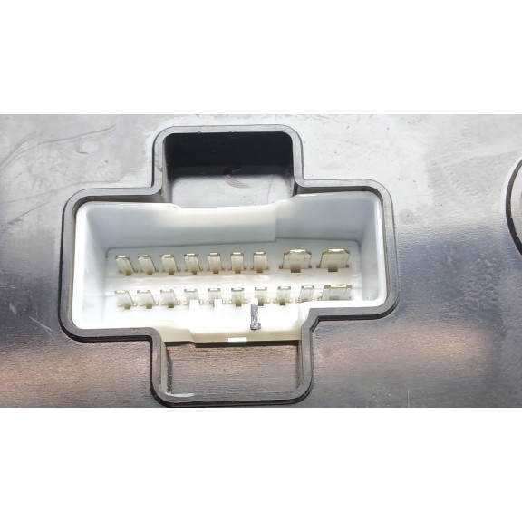 Recambio de modulo electronico para ssangyong korando limited 4x2 referencia OEM IAM 8711034010  