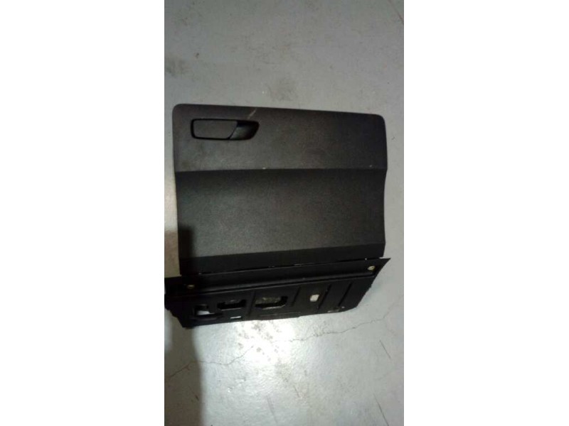 Recambio de guantera para audi q2 (gab) sport edition referencia OEM IAM 81B857035  