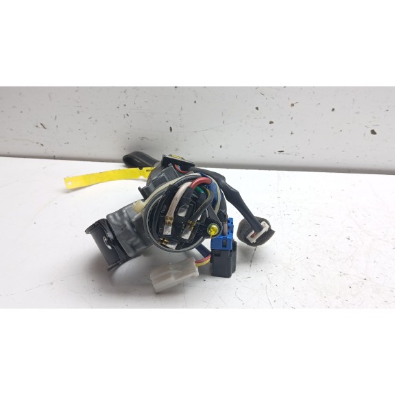 Recambio de conmutador de arranque para ssangyong korando limited 4x2 referencia OEM IAM 8697034001  