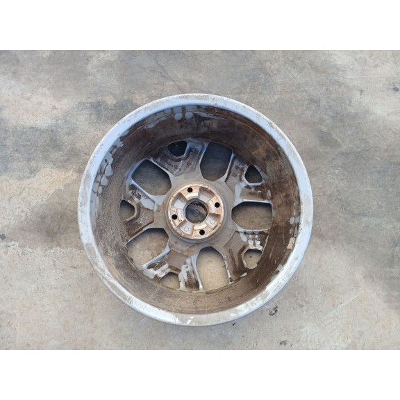 Recambio de llanta para jeep avenger (j2) referencia OEM IAM 6.5JX17 H2 ET32 52197382 17 PULGADAS