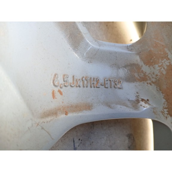Recambio de llanta para jeep avenger (j2) referencia OEM IAM 6.5JX17 H2 ET32 52197382 17 PULGADAS