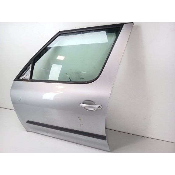 Recambio de puerta delantera izquierda para skoda yeti (5l) 2.0 tdi referencia OEM IAM 5L0831055  