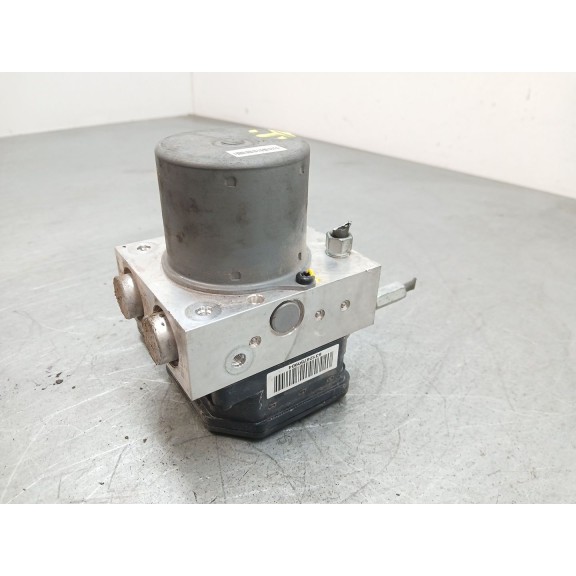 Recambio de abs para ssangyong korando limited 4x2 referencia OEM IAM 4892034300  