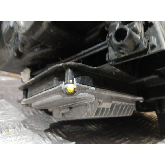 Recambio de faro izquierdo para mercedes-benz gla (h247) gla 200 d (247.712) referencia OEM IAM A2479066301KZ  