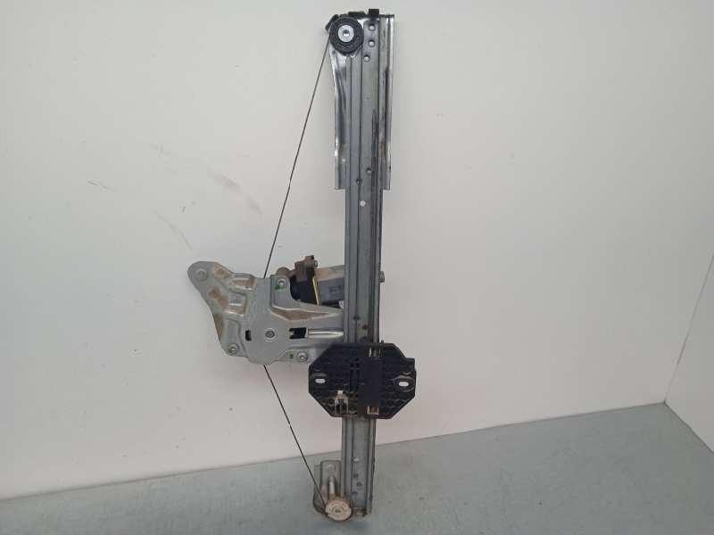 Recambio de elevalunas delantero izquierdo para dacia sandero laureate referencia OEM IAM 0371001 M13616C00 2 PINS