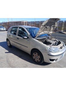 fiat punto (188_) del año 2004