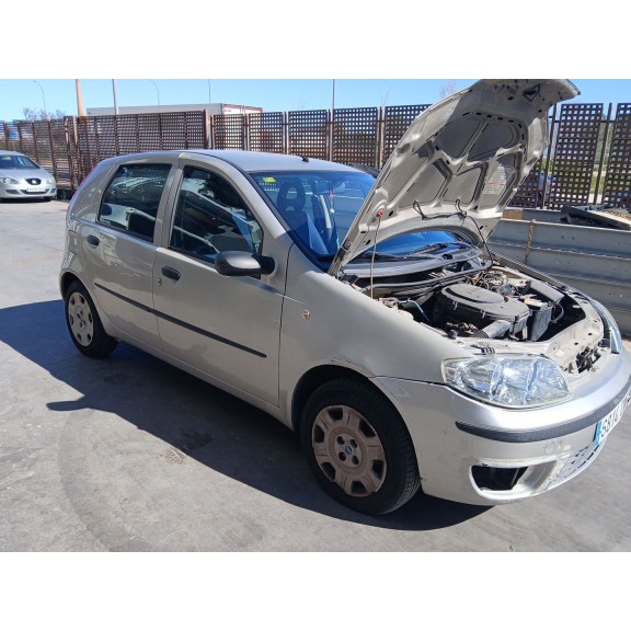 fiat punto (188_) del año 2004