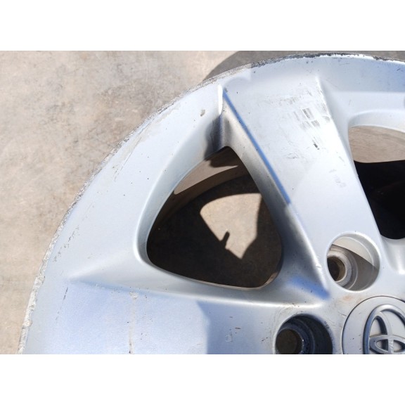 Recambio de llanta para toyota auris (_e15_) 1.8 hybrid (zwe150_) referencia OEM IAM 4261102E00  
