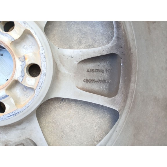 Recambio de llanta para toyota auris (_e15_) 1.8 hybrid (zwe150_) referencia OEM IAM 4261102E00  