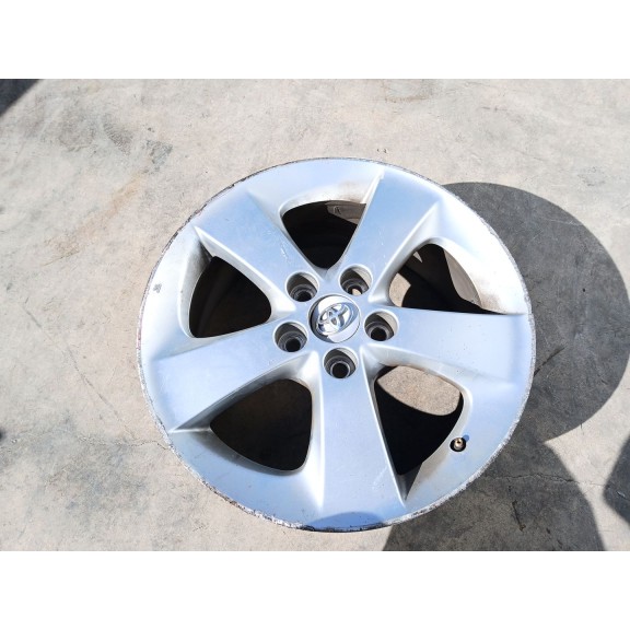 Recambio de llanta para toyota auris (_e15_) 1.8 hybrid (zwe150_) referencia OEM IAM 4261102E00  