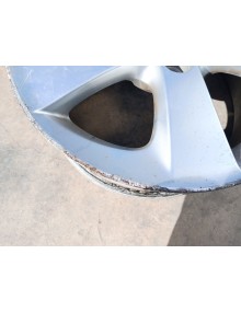 Recambio de llanta para toyota auris (_e15_) 1.8 hybrid (zwe150_) referencia OEM IAM 4261102E00   2