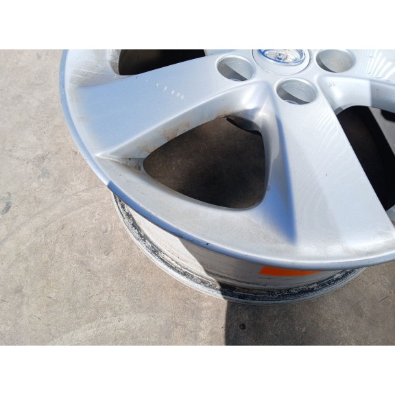 Recambio de llanta para toyota auris (_e15_) 1.8 hybrid (zwe150_) referencia OEM IAM 4261102E00  