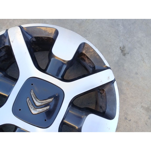Recambio de llanta para citroën c4 cactus 1.2 thp 110 referencia OEM IAM 9800494077  