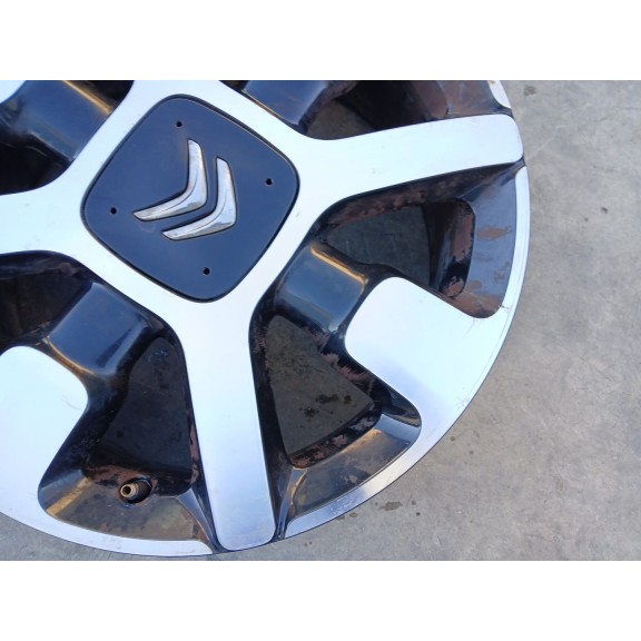 Recambio de llanta para citroën c4 cactus 1.2 thp 110 referencia OEM IAM 9800494077  