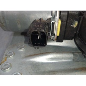 Recambio de elevalunas delantero izquierdo para dacia sandero laureate referencia OEM IAM 0371001 M13616C00 2 PINS