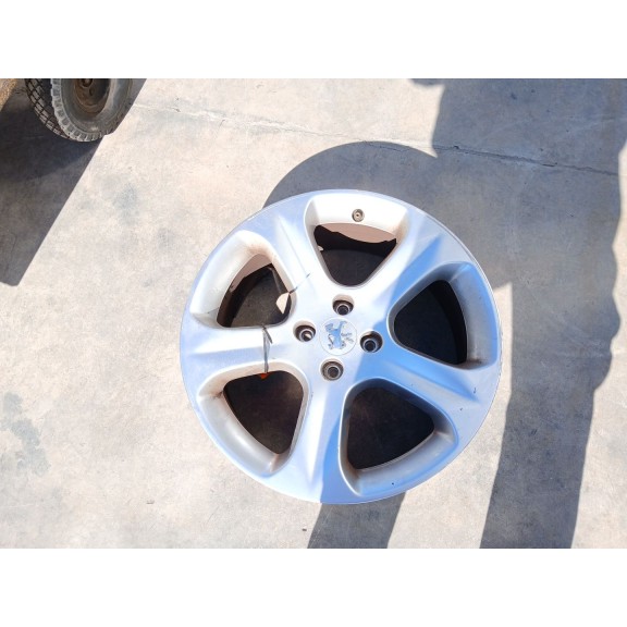 Recambio de llanta trasera izquierda para peugeot 3008 i monospace (0u_) 1.6 hdi referencia OEM IAM 9885121480  