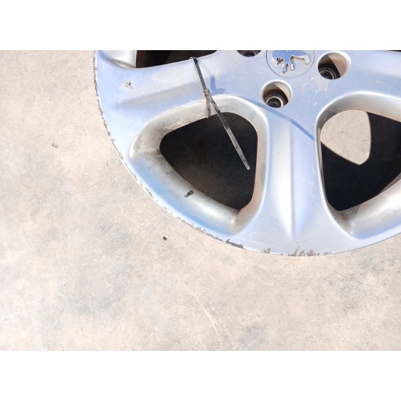 Recambio de llanta delantera derecha para peugeot 3008 i monospace (0u_) 1.6 hdi referencia OEM IAM 9885121480  