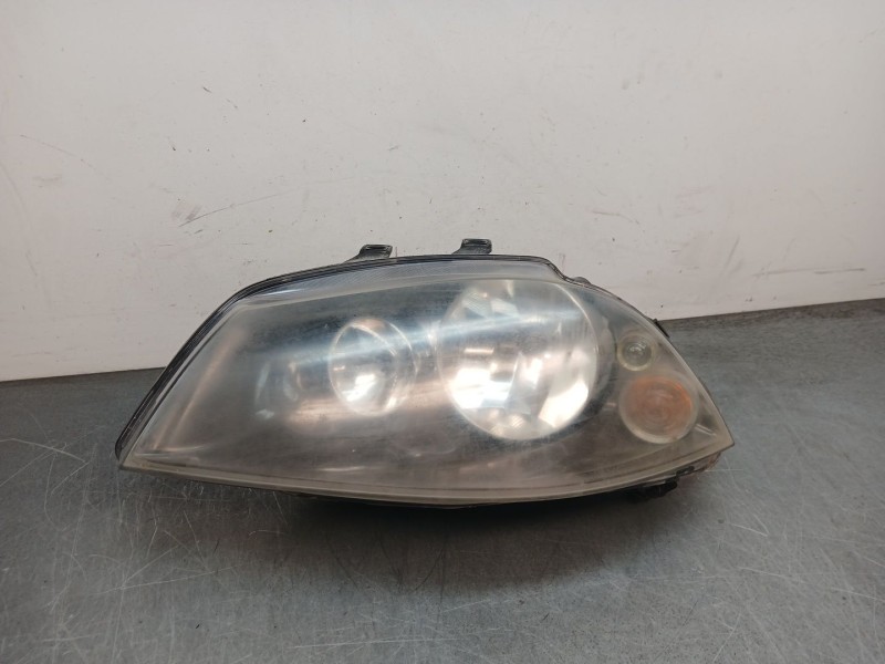 Recambio de faro izquierdo para seat ibiza iii (6l1) 1.4 16v referencia OEM IAM 6L941005M  