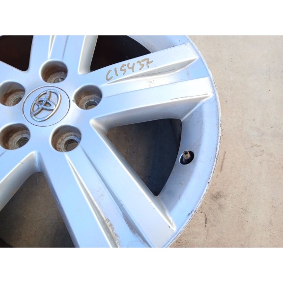 Recambio de llanta para toyota auris sport referencia OEM IAM HL42813  