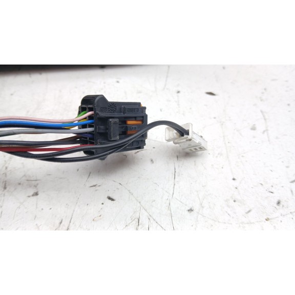 Recambio de retrovisor derecho para opel vivaro c furgoneta (k0) 1.5 referencia OEM IAM 98087020xt  