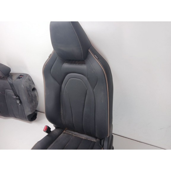 Recambio de juego asientos completo para omoda 5 referencia OEM IAM 4020057B9AAABK 402005839AAABK 402003719AAABK