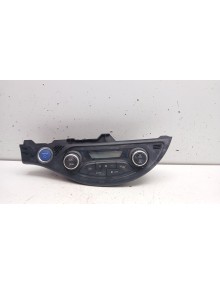 Recambio de mando climatizador para toyota yaris hybrid active referencia OEM IAM 75f206 559000d800 