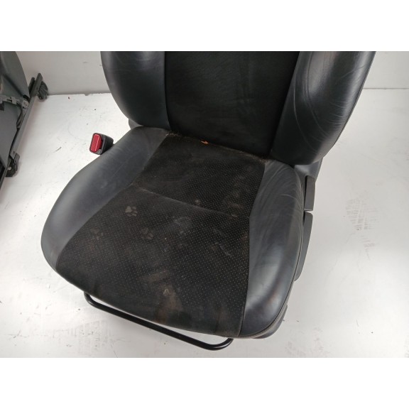 Recambio de juego asientos completo para toyota auris (_e15_) 1.8 hybrid (zwe150_) referencia OEM IAM   