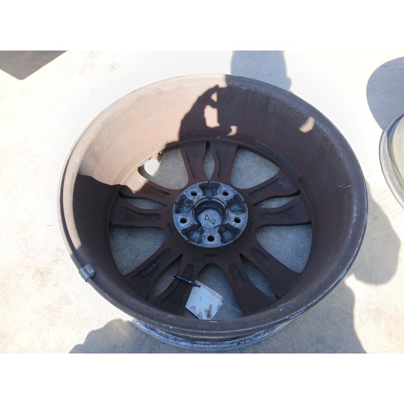 Recambio de llanta trasera izquierda para hyundai ix55 3.0 v6 crdi 4wd referencia OEM IAM 529103J450  x1