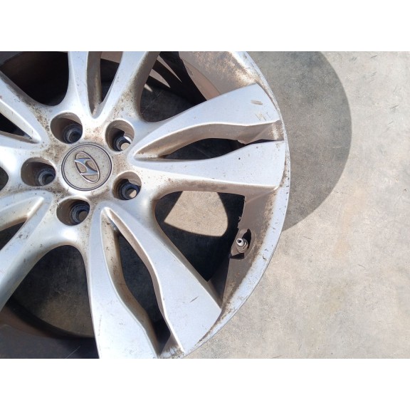 Recambio de llanta trasera derecha para hyundai ix55 3.0 v6 crdi 4wd referencia OEM IAM 529103J450  