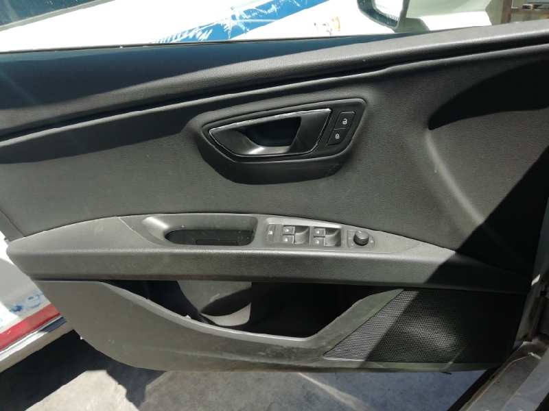 Recambio de guarnecido puerta delantera izquierda para seat leon st (5f8) x-perience 4drive referencia OEM IAM   