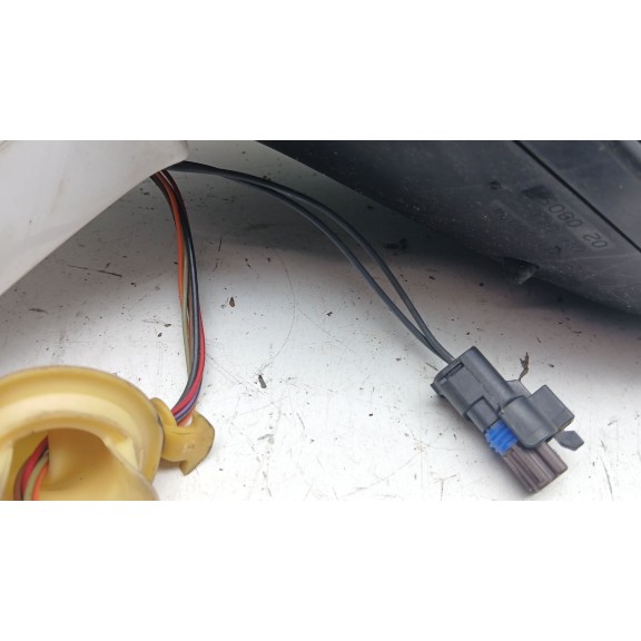 Recambio de retrovisor derecho para peugeot 308 sw i (4e_, 4h_) 1.6 hdi referencia OEM IAM   