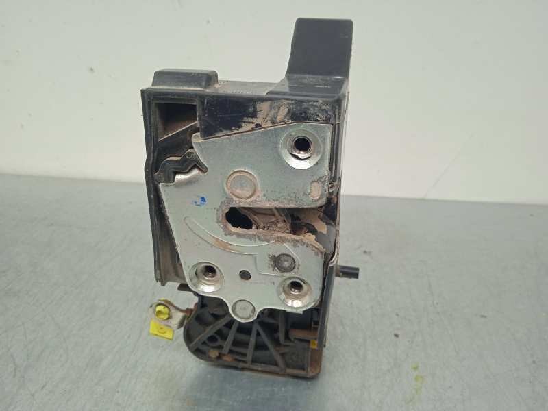 Recambio de cerradura puerta trasera izquierda para dacia sandero laureate referencia OEM IAM 825033585R 825033585RF 2 PÌNS