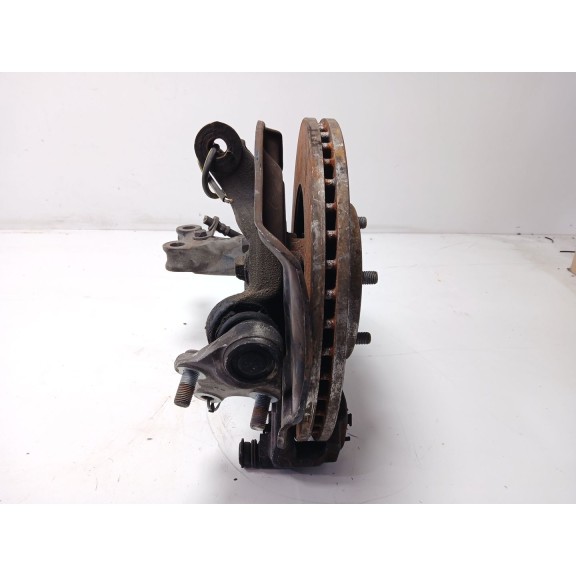 Recambio de mangueta delantera derecha para toyota verso active referencia OEM IAM   