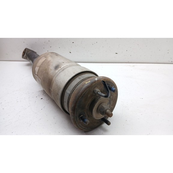 Recambio de amortiguador delantero izquierdo para land rover range rover sport 2.7 td v6 cat referencia OEM IAM 22241483 rnb5013