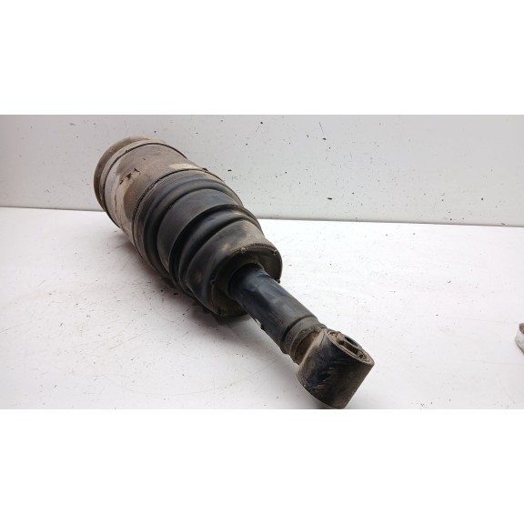 Recambio de amortiguador trasero derecho para land rover range rover sport 2.7 td v6 cat referencia OEM IAM 22241480 rpd500910 
