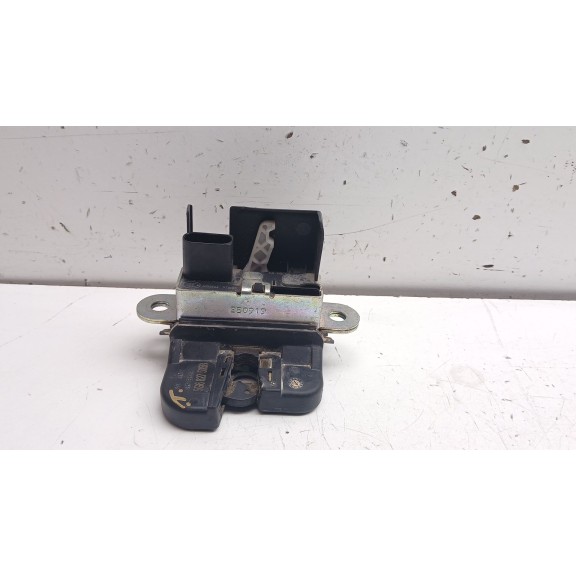 Recambio de cerradura maletero / porton para volkswagen golf vii lim. (bq1) advance referencia OEM IAM 5g6827505b  