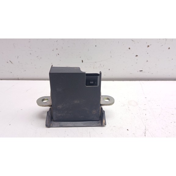 Recambio de cerradura maletero / porton para volkswagen golf vii lim. (bq1) advance referencia OEM IAM 5g6827505b  