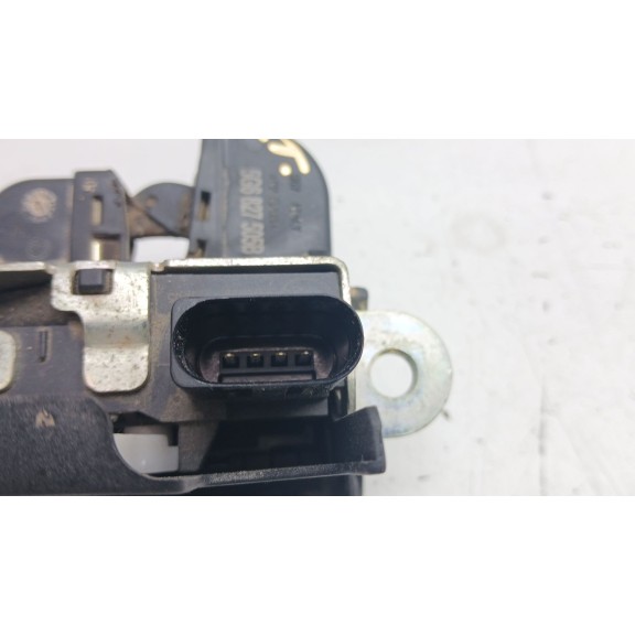 Recambio de cerradura maletero / porton para volkswagen golf vii lim. (bq1) advance referencia OEM IAM 5g6827505b  
