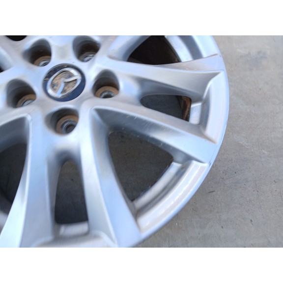 Recambio de llanta para mazda 3 sedán (bm_, bn_) 2.2 d referencia OEM IAM 9965E76560.  