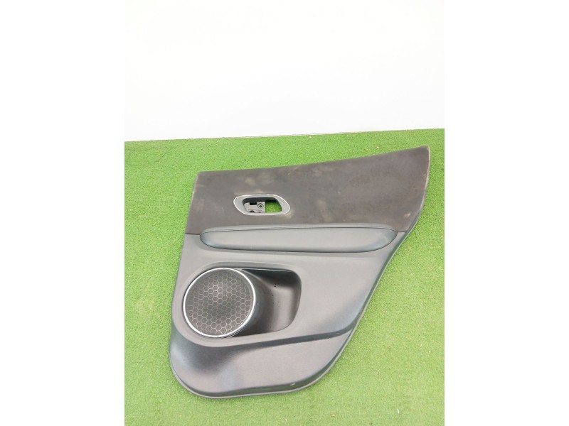 Recambio de guarnecido puerta trasera derecha para honda hr-v (ru) 1.5 (ru1) referencia OEM IAM 83700T7900LG0  